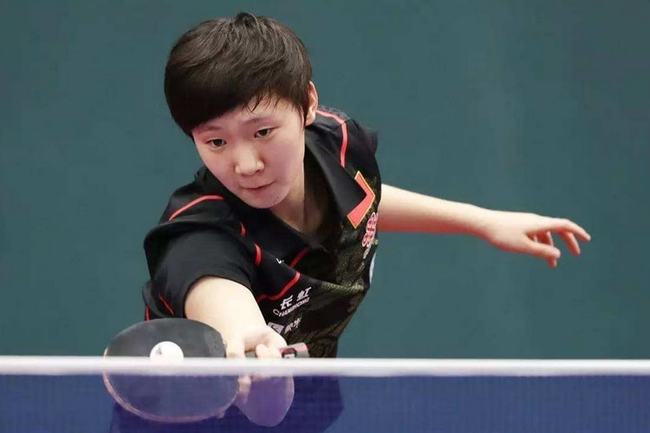 凭借快速衔 凭借快速衔