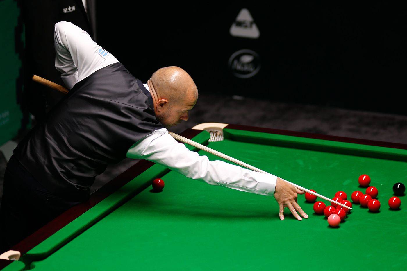 防线不稳 防线不稳