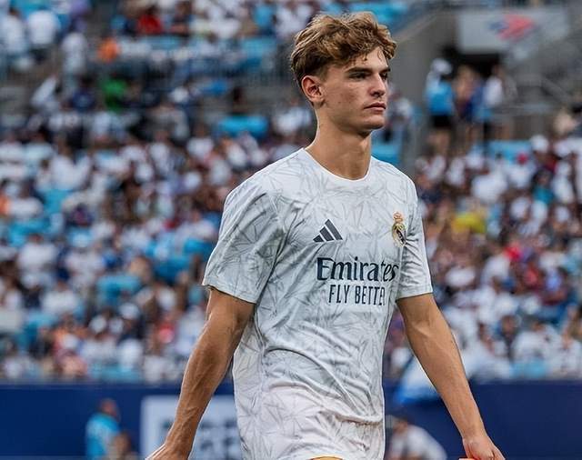 仍然是赛场 仍然是赛场